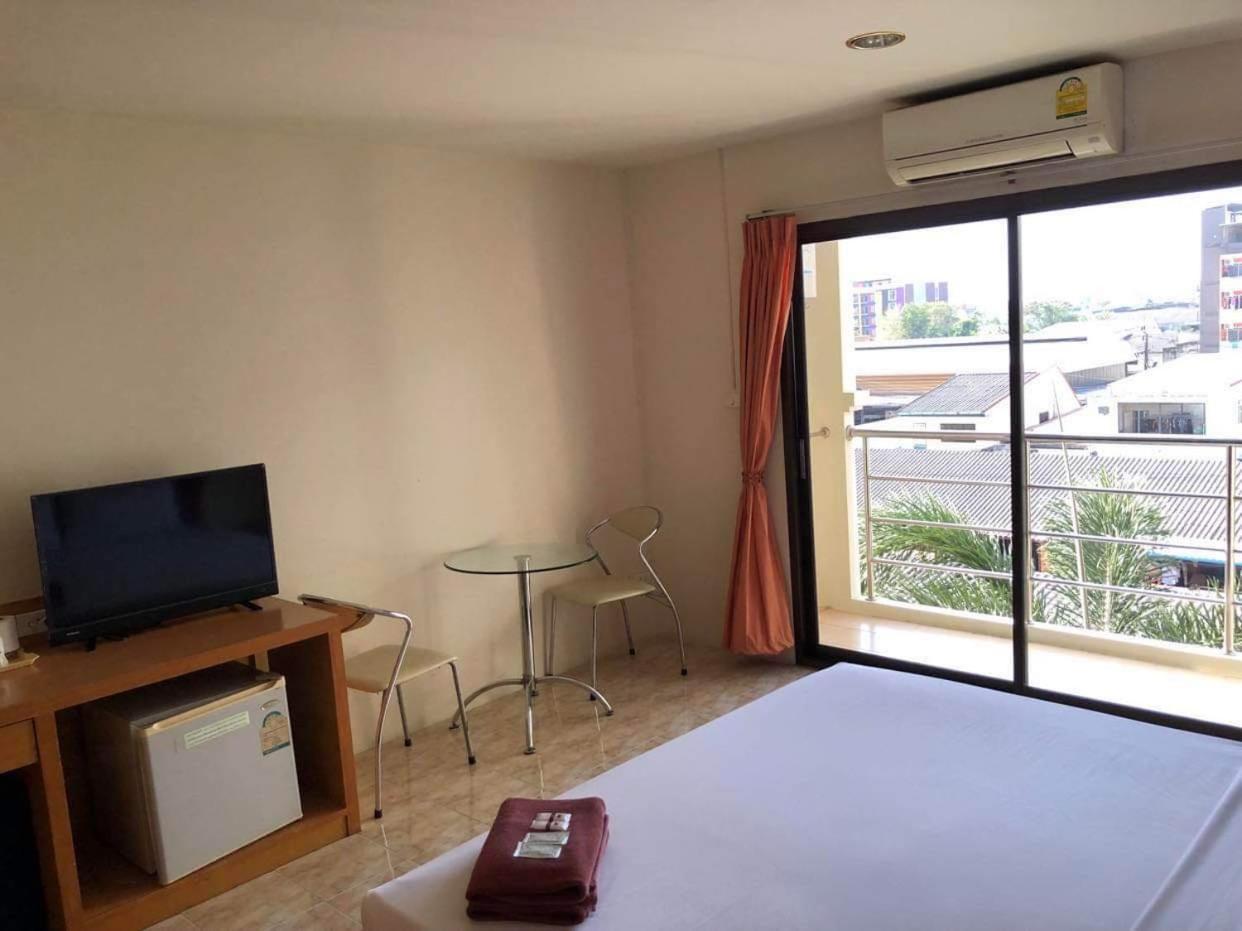 Pearl Place Hotel Hat Yai Bagian luar foto
