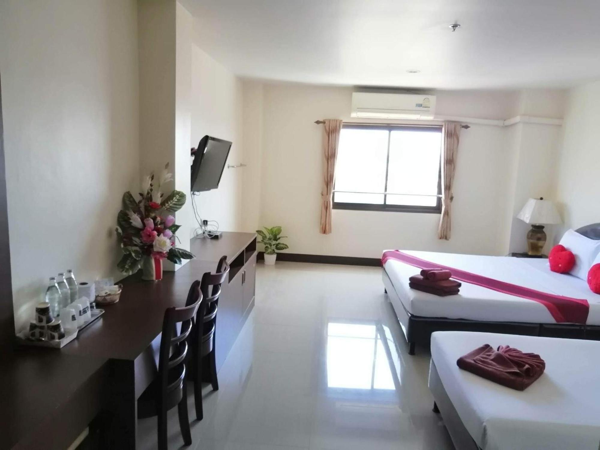 Pearl Place Hotel Hat Yai Bagian luar foto