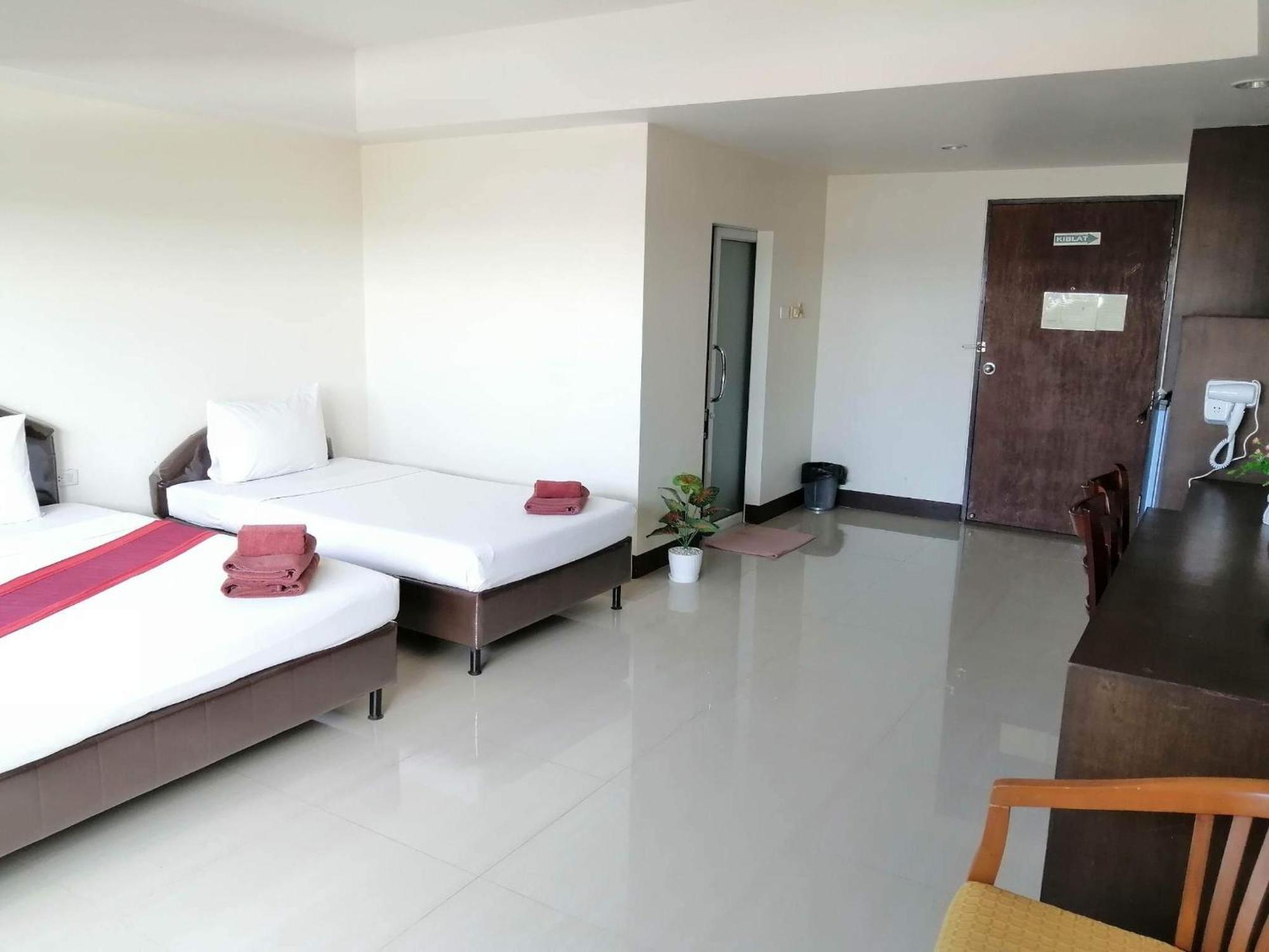 Pearl Place Hotel Hat Yai Bagian luar foto