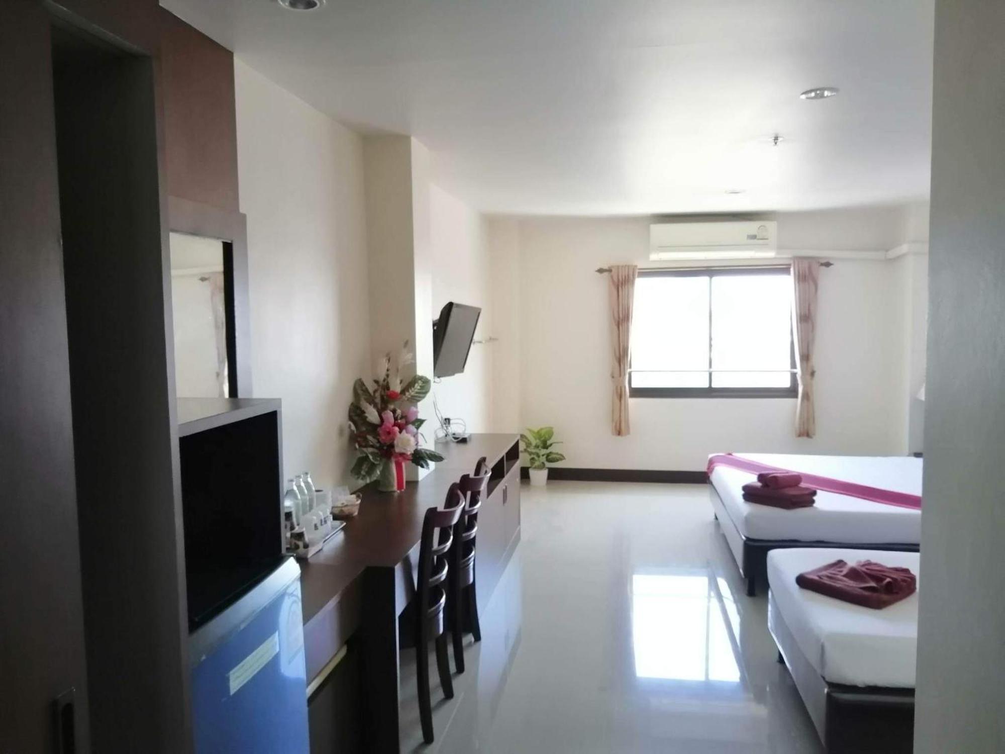 Pearl Place Hotel Hat Yai Bagian luar foto