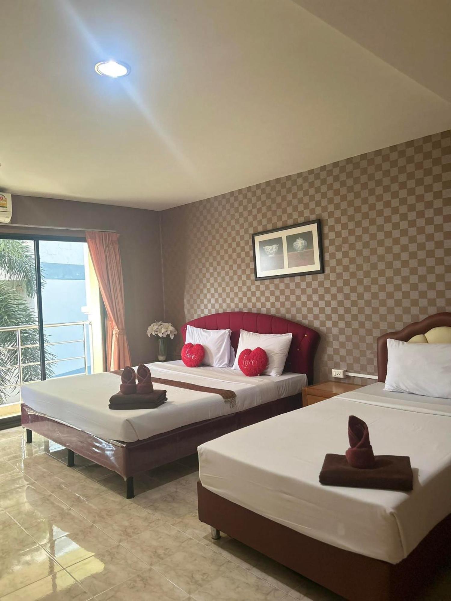 Pearl Place Hotel Hat Yai Bagian luar foto