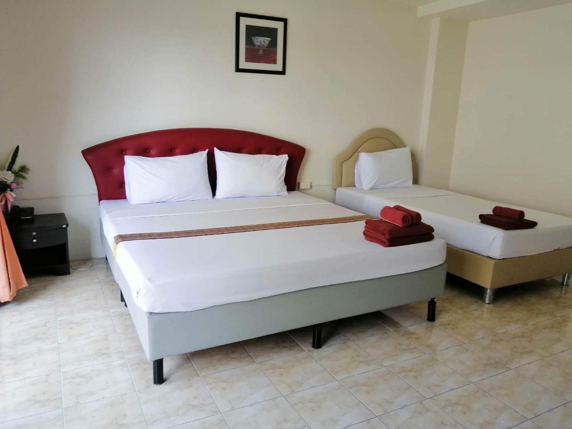 Pearl Place Hotel Hat Yai Bagian luar foto