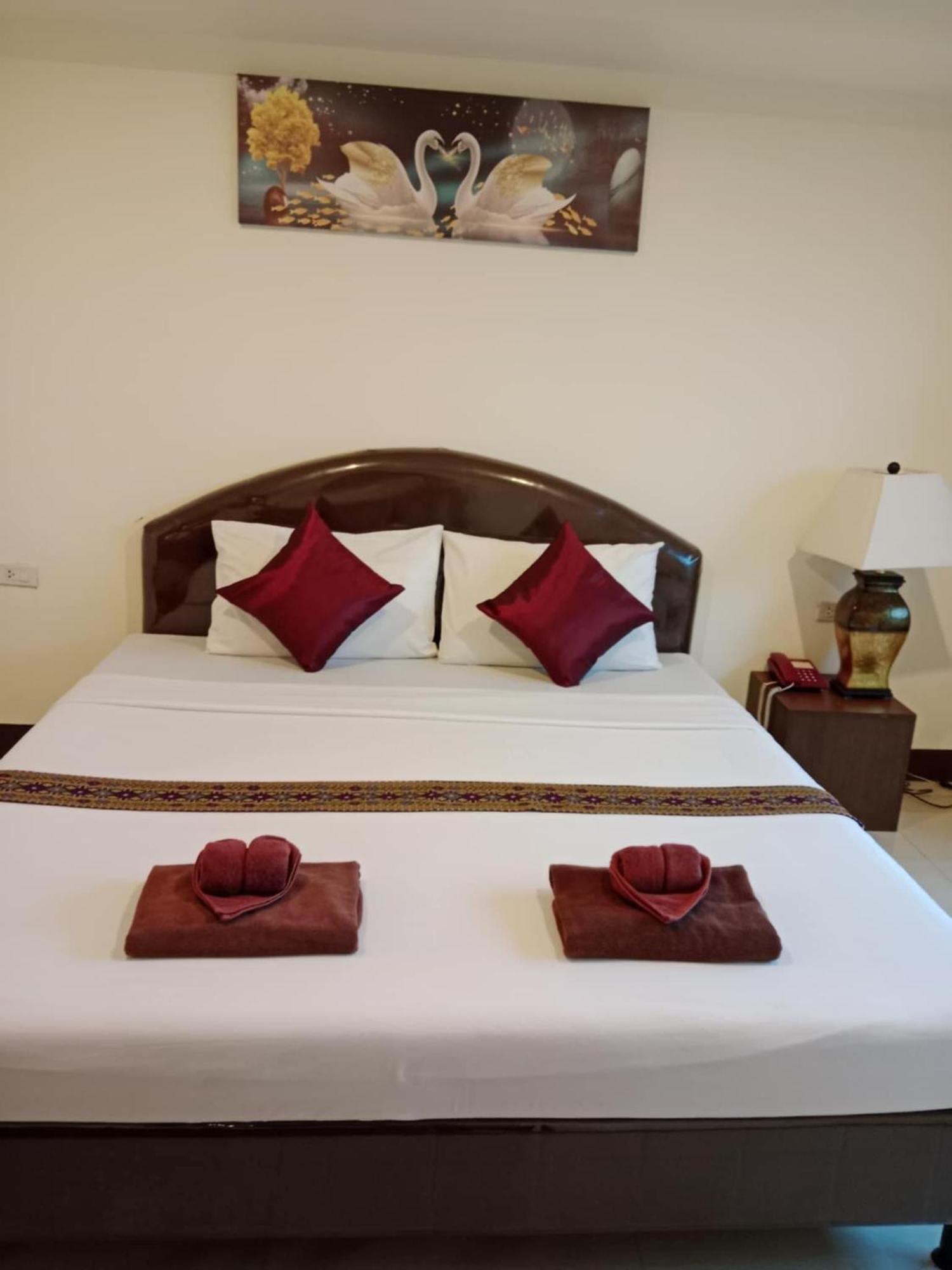 Pearl Place Hotel Hat Yai Bagian luar foto