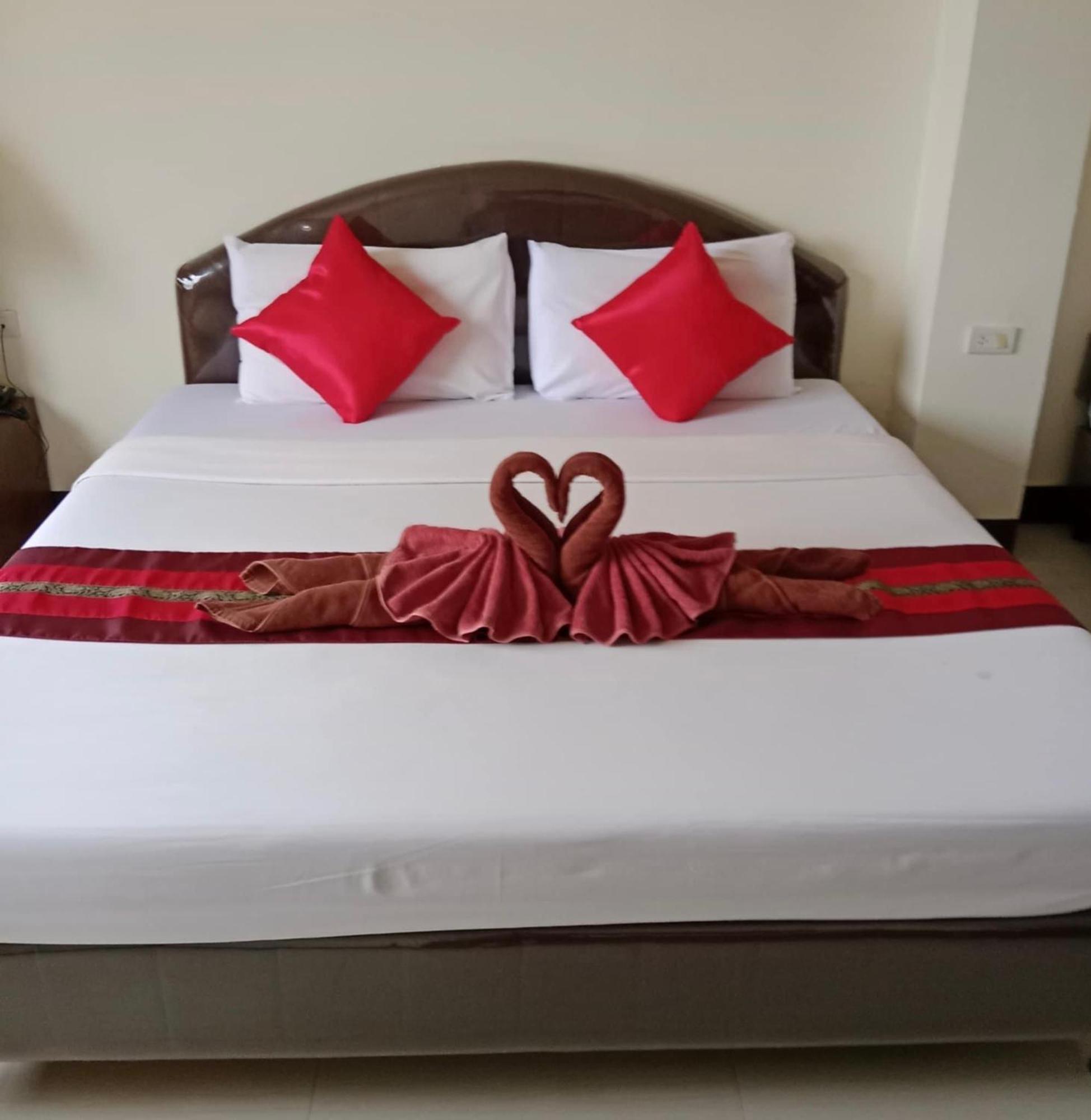 Pearl Place Hotel Hat Yai Bagian luar foto